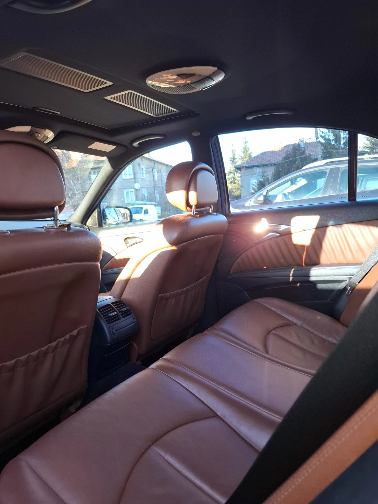 Mercedes-Benz E 280 Avantgarde, снимка 5 - Автомобили и джипове - 54415929