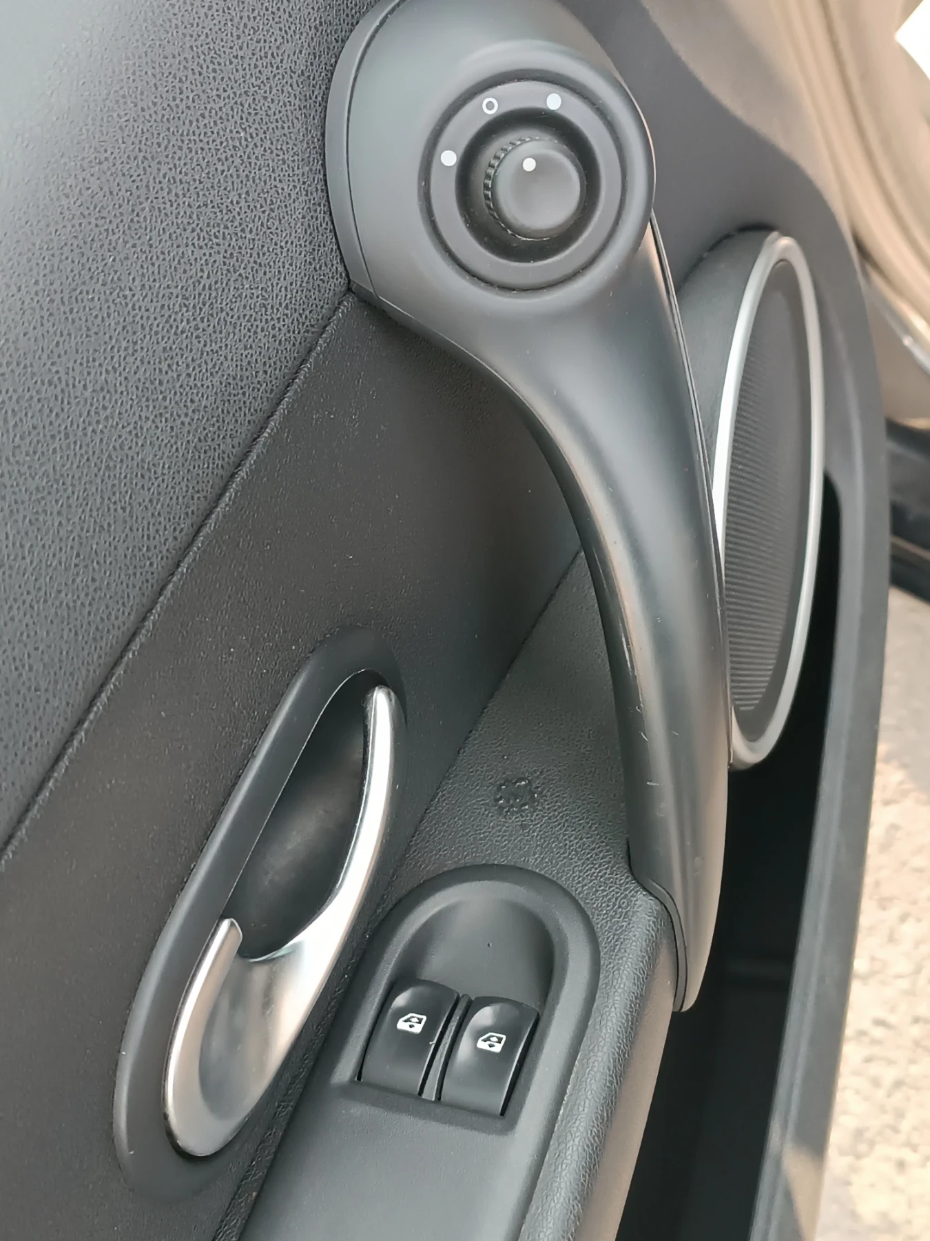 Renault Clio 1, 5dCi, клима, ЛИЗИНГ , снимка 7 - Автомобили и джипове - 54512527