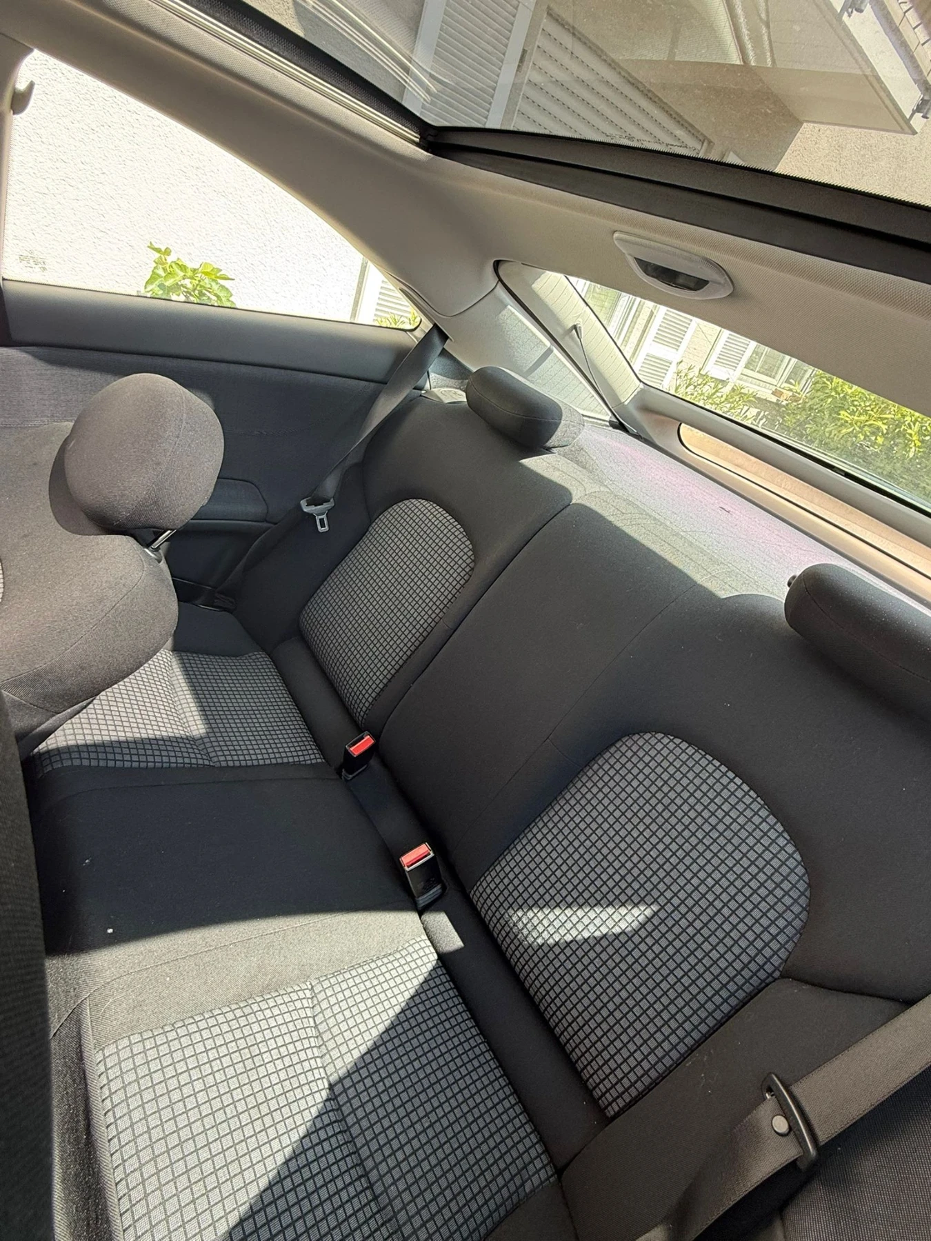 Mercedes-Benz C 180 143* AC* PDC* NAVI* XENON* PANO* FACE* TUV* AUT, снимка 8 - Автомобили и джипове - 54542775