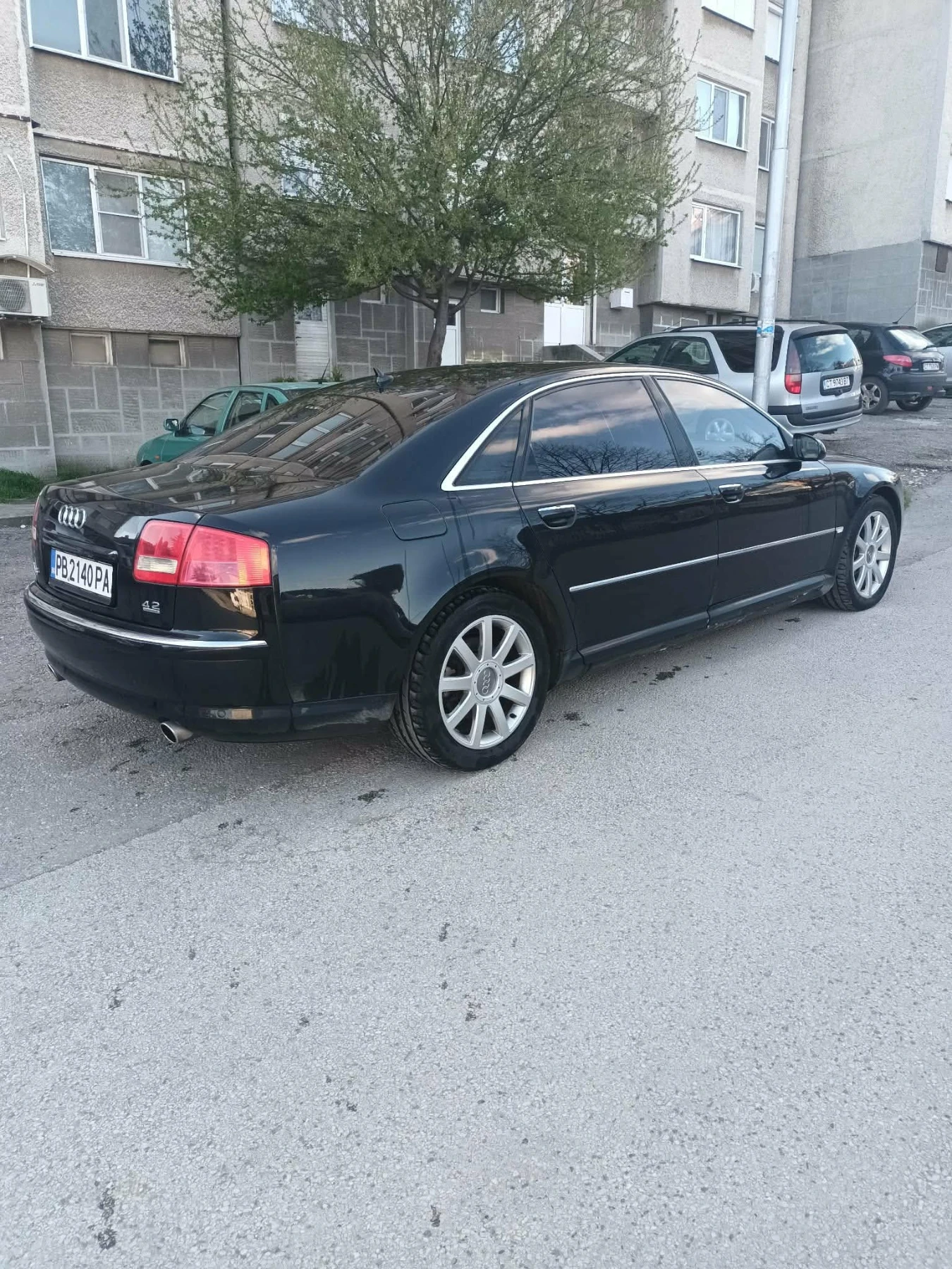 Audi A8 4.2 Бензин Газ , снимка 3 - Автомобили и джипове - 54683998