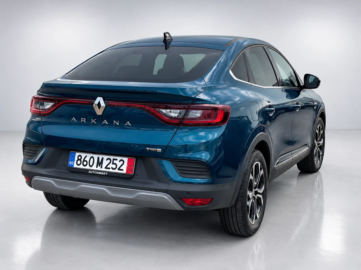 Renault Arkana 1.6 E-TECH 145kc FULL HYBRID 29000km, снимка 5 - Автомобили и джипове - 55713334