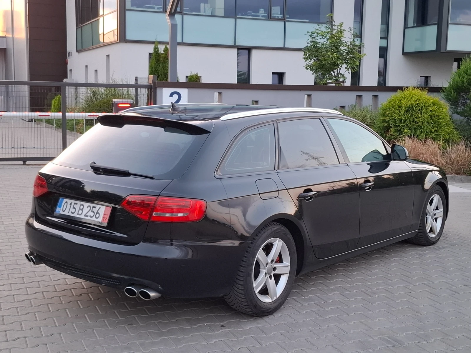 Audi A4 2.0TDI* (140��)* S-LINE* LED* ��� ����*  | Mobile.bg � ����������� 15