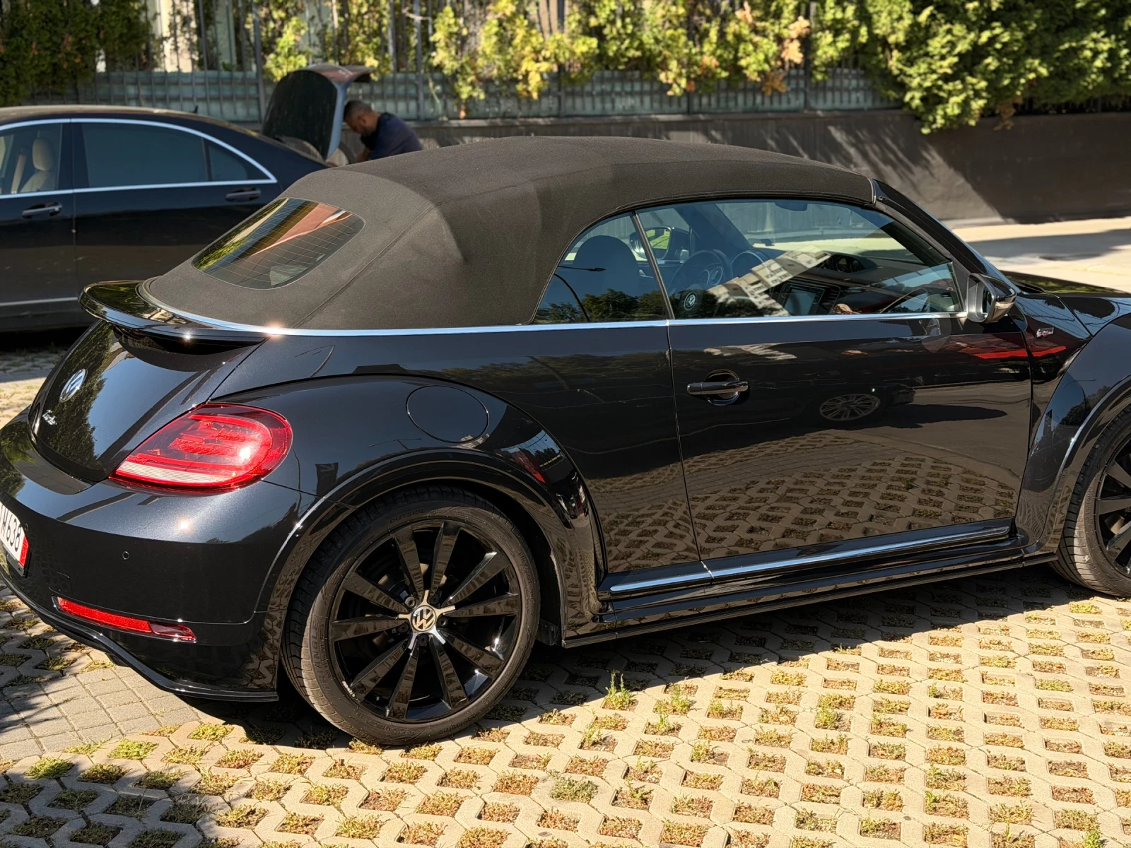 VW Beetle R-Line * Germany * Cabrio, снимка 3 - Автомобили и джипове - 55492063