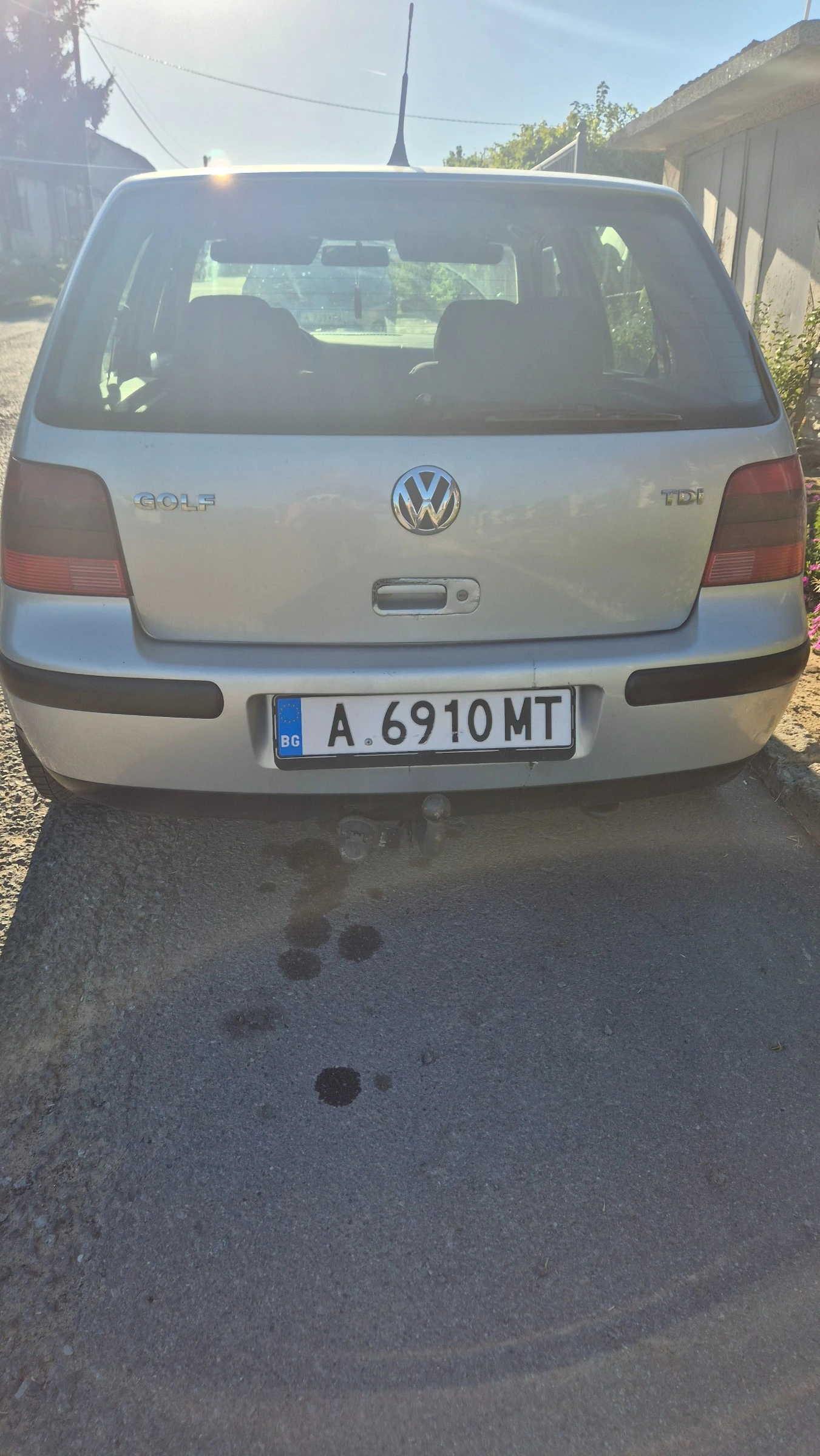 VW Golf 1.9 TDI, снимка 2 - Автомобили и джипове - 56003086