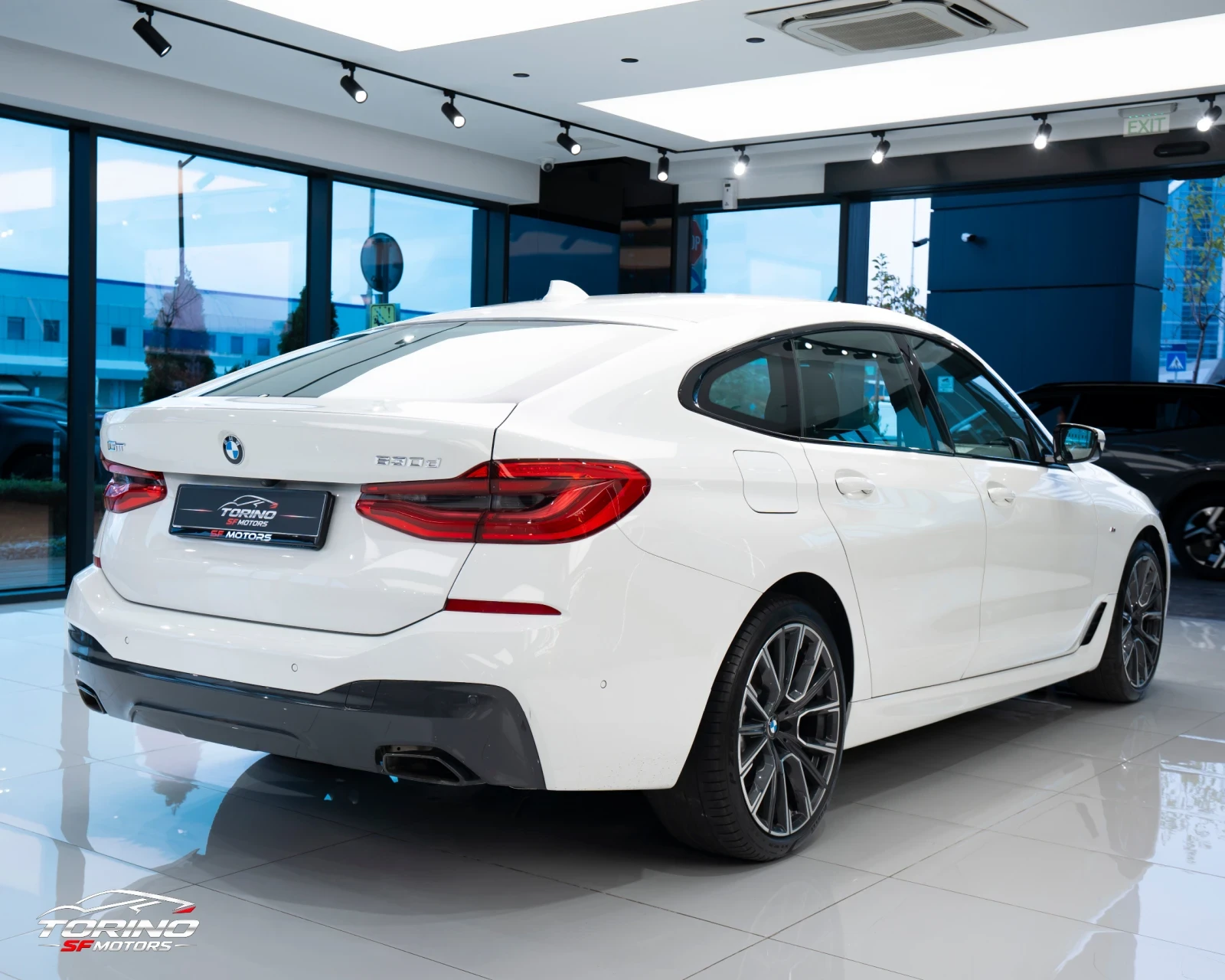 BMW 6 GT M PERFORMANCE* KEYLESS* WARRANTY* WHITE PEARL*  | Mobile.bg � ����������� 5