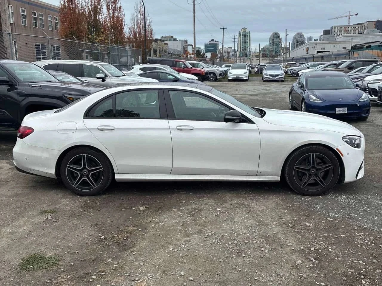 Mercedes-Benz E 350, снимка 4 - Автомобили и джипове - 56684721