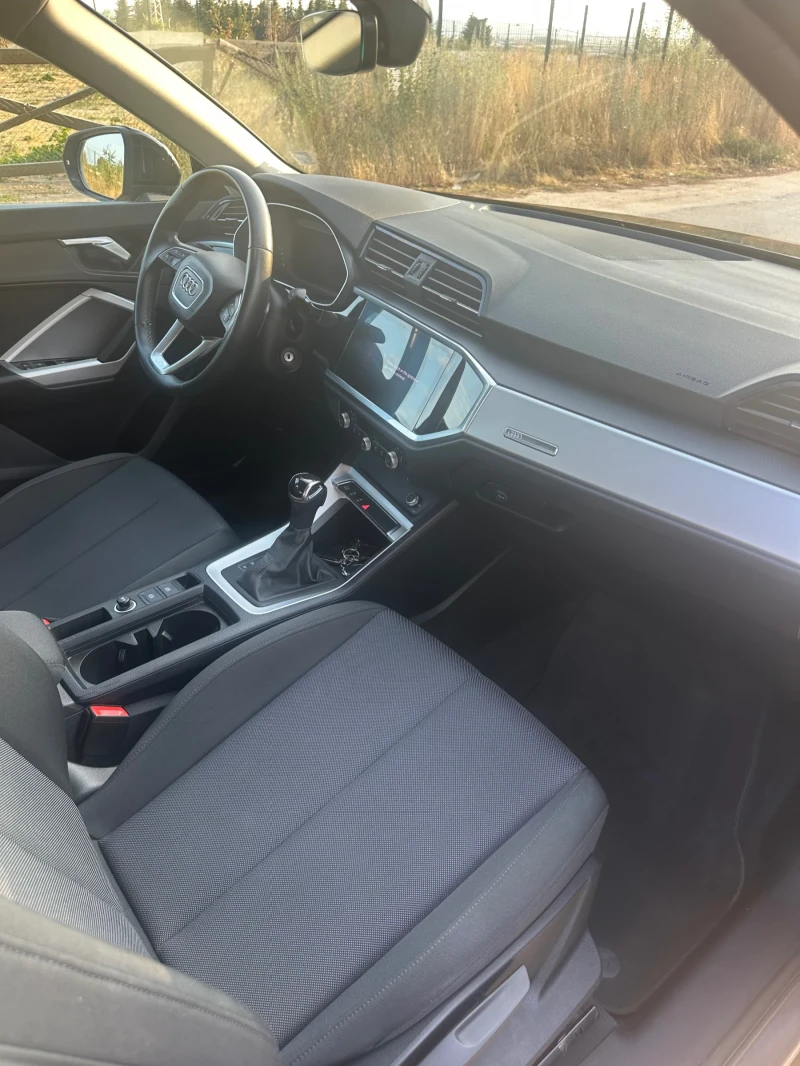 Audi Q3 Hybrid , снимка 10 - Автомобили и джипове - 52616337