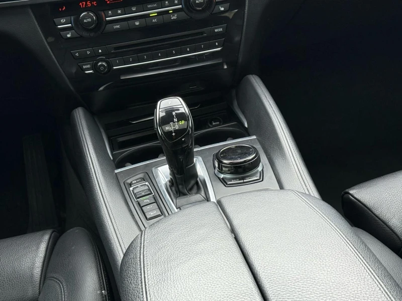 BMW X6 2017* M-PACK* HARMAN* HEAD-UP* KEYLESS* ЩОРИ* SHOD, снимка 10 - Автомобили и джипове - 52308856