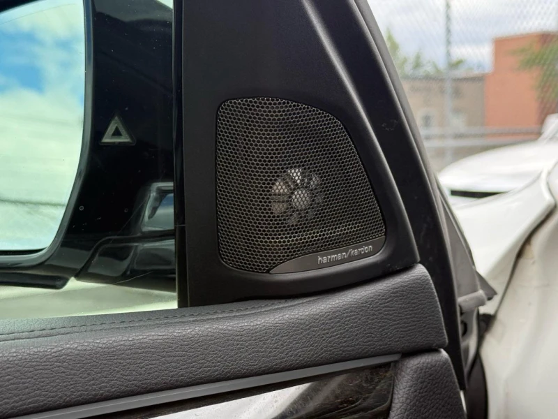 BMW X6 2017* M-PACK* HARMAN* HEAD-UP* KEYLESS* ЩОРИ* SHOD, снимка 11 - Автомобили и джипове - 52308856