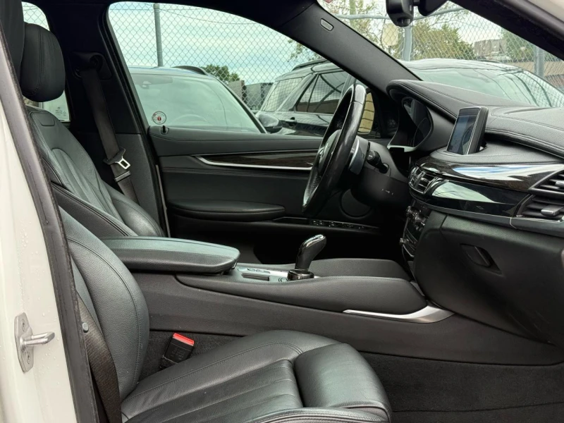 BMW X6 2017* M-PACK* HARMAN* HEAD-UP* KEYLESS* ЩОРИ* SHOD, снимка 14 - Автомобили и джипове - 52308856