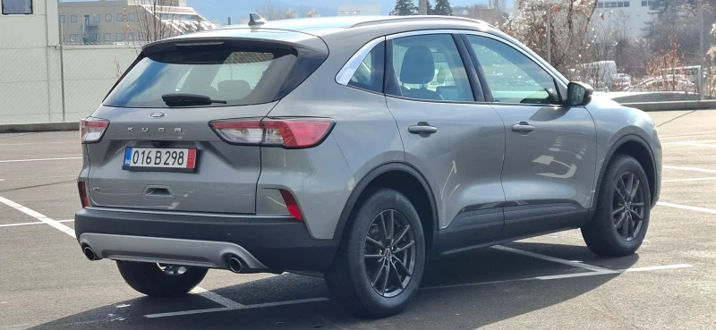 Ford Kuga 2.0 190kc Digital  Led  4x4 Swiss, снимка 16 - Автомобили и джипове - 52914621