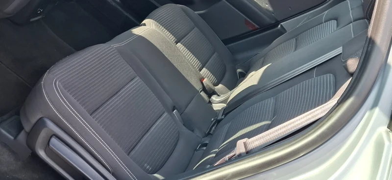 Ford Kuga 2.0 190kc Digital  Led  4x4 Swiss, снимка 13 - Автомобили и джипове - 52914621