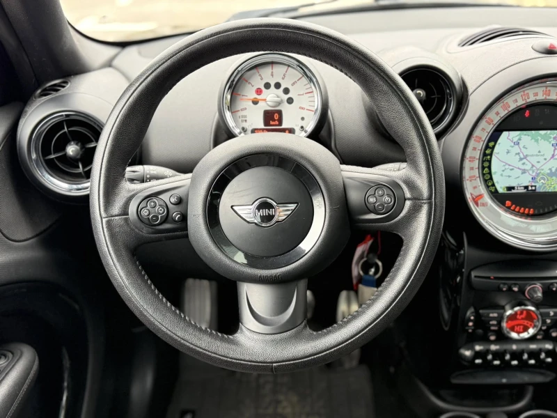 Mini Countryman Cooper S ALL4, снимка 17 - Автомобили и джипове - 53389037