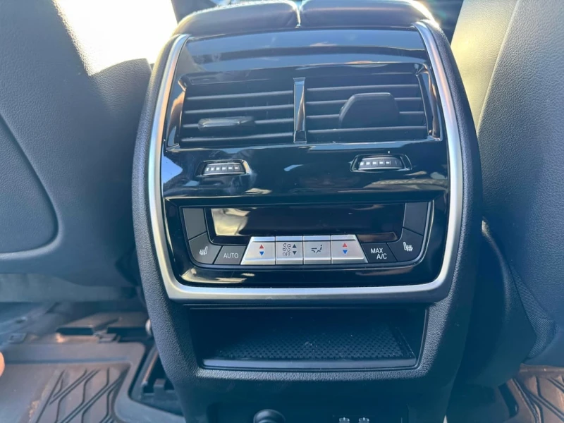 BMW X7 XDRIVE40I * 7 МЕСТЕН* HEAD UP* ПАНОРАМА* , снимка 16 - Автомобили и джипове - 53470942