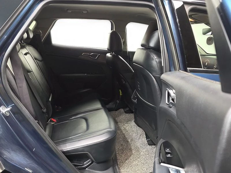 Kia Sportage Nobleless Gravity 2WD| 177к.с.| ВКЛ.ТЕХНОТЕСТ, снимка 12 - Автомобили и джипове - 55612411