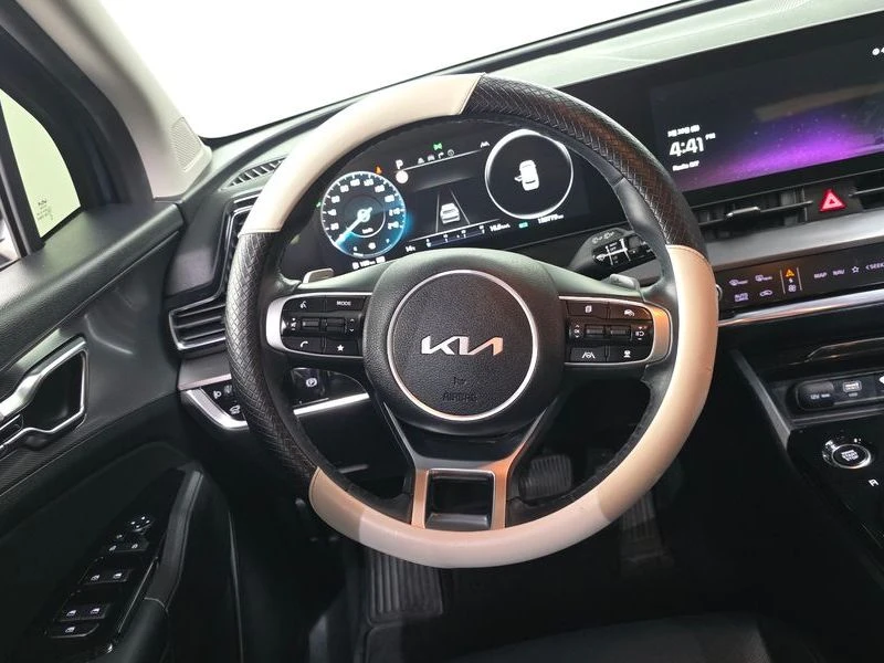 Kia Sportage Nobleless Gravity 2WD| 177к.с.| ВКЛ.ТЕХНОТЕСТ, снимка 13 - Автомобили и джипове - 55612411