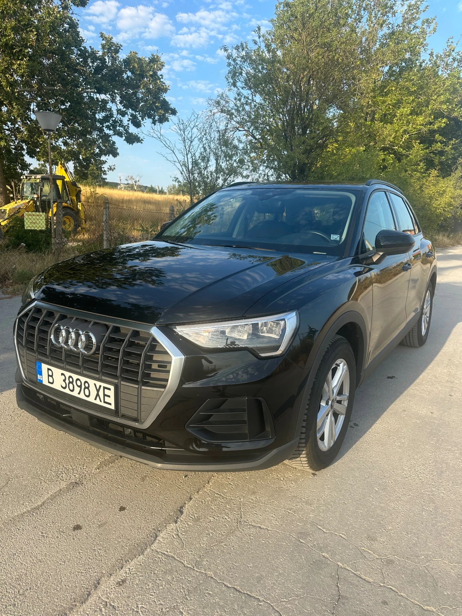 Audi Q3 Hybrid , снимка 1