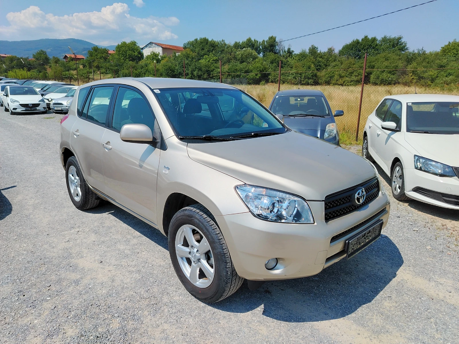 Toyota Rav4 2.2 D-4D - изображение 4