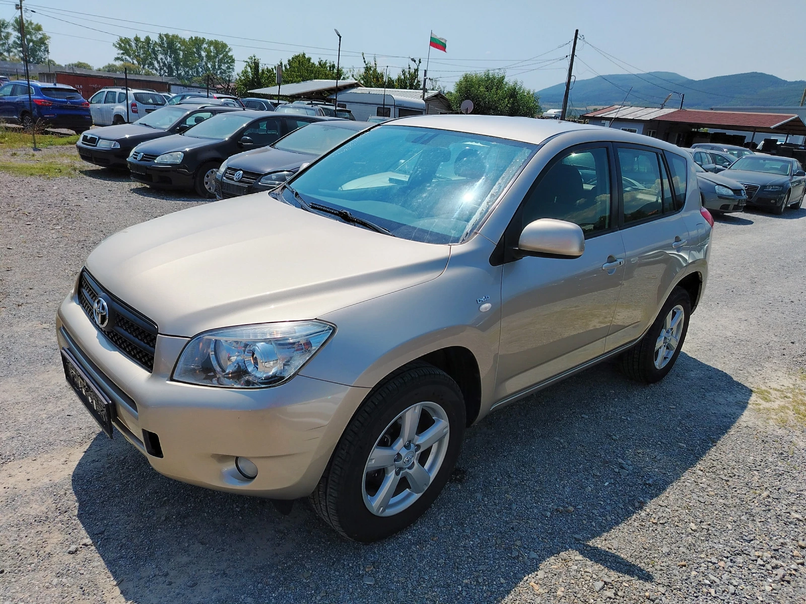 Toyota Rav4 2.2 D-4D - изображение 6