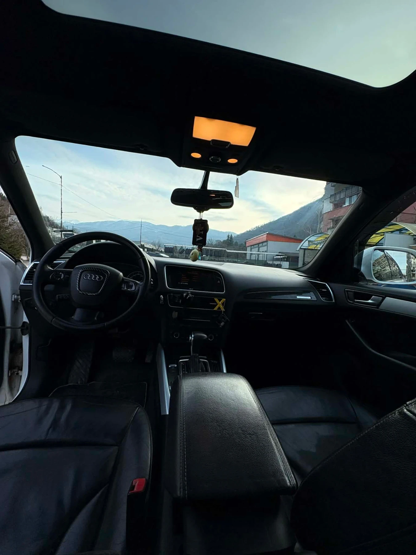 Audi Q5 3.0TDI ПАНОРАМА/НАВИГАЦИЯ, снимка 10 - Автомобили и джипове - 53864137