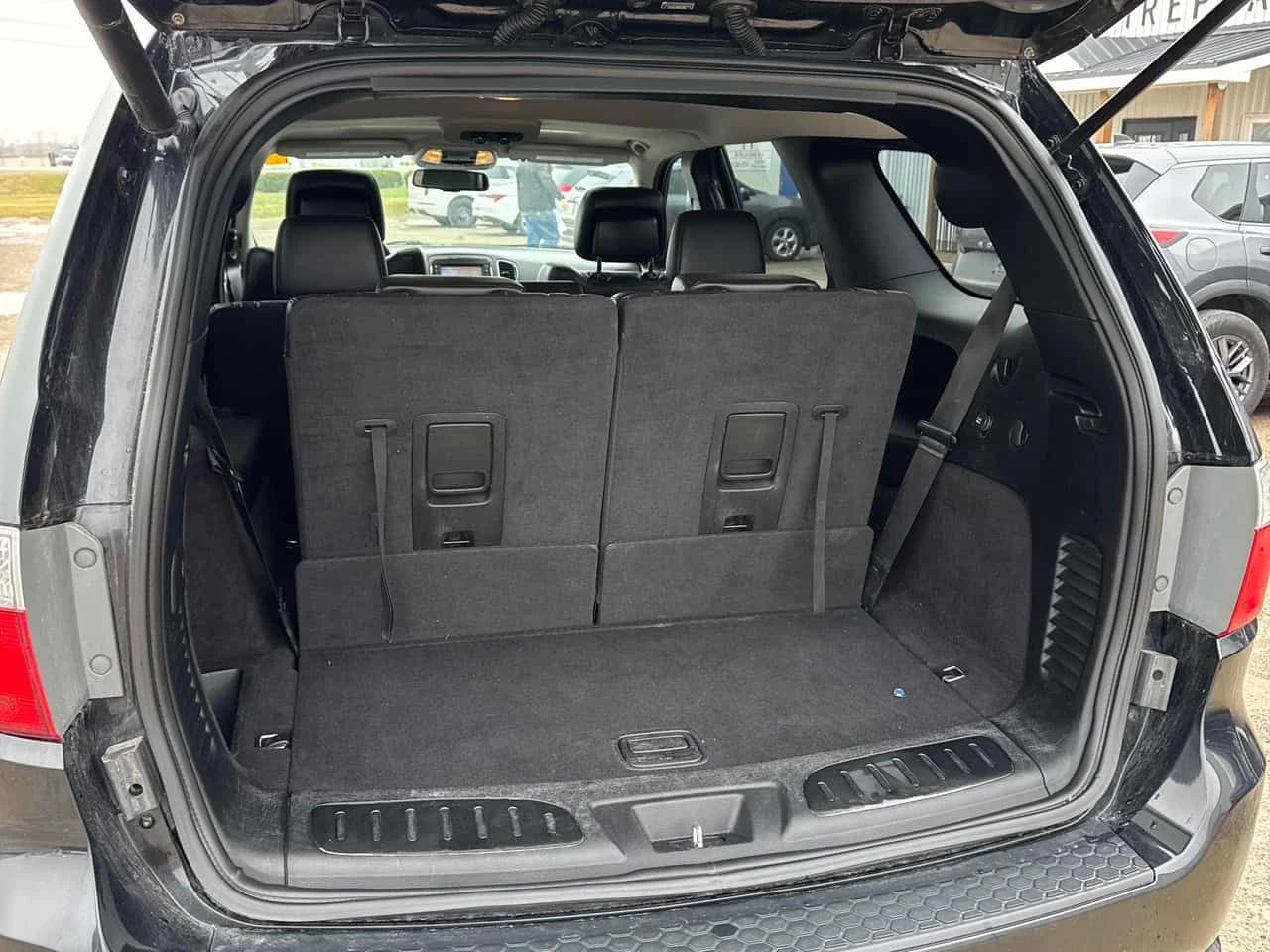 Dodge Durango * 4WD 4dr R/T* PANO* KEYLESS* ПОДГРЕВ* , снимка 14 - Автомобили и джипове - 54096707