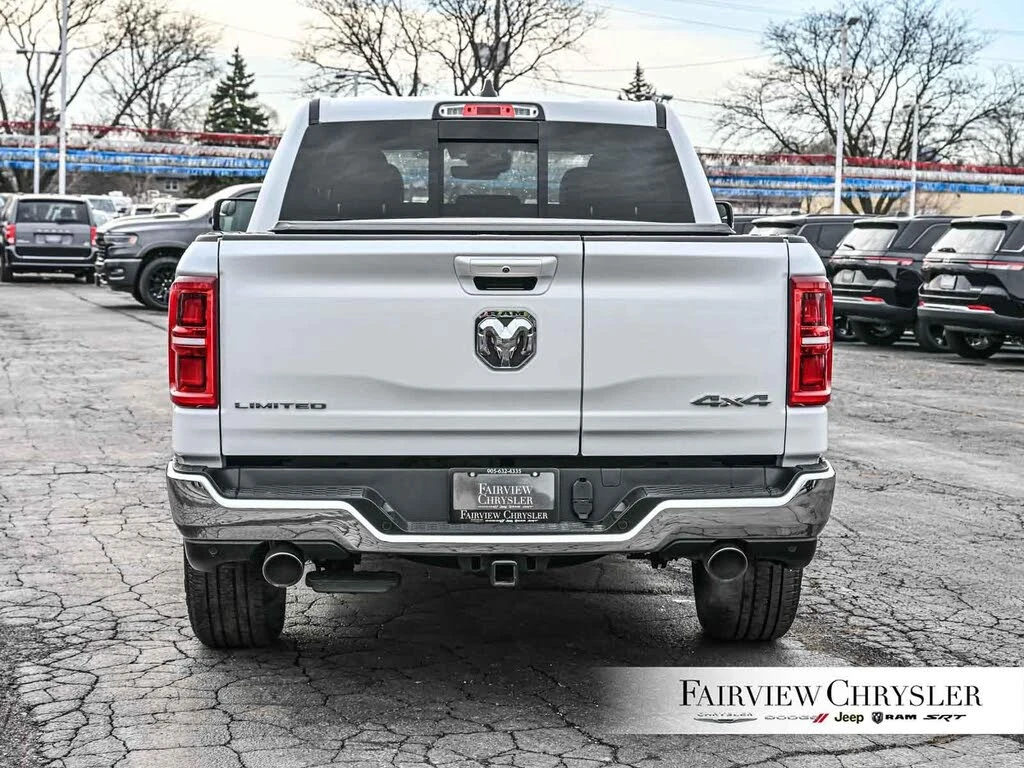 Dodge RAM 1500  Limited Crew Cab 4WD, снимка 11 - Автомобили и джипове - 54611660