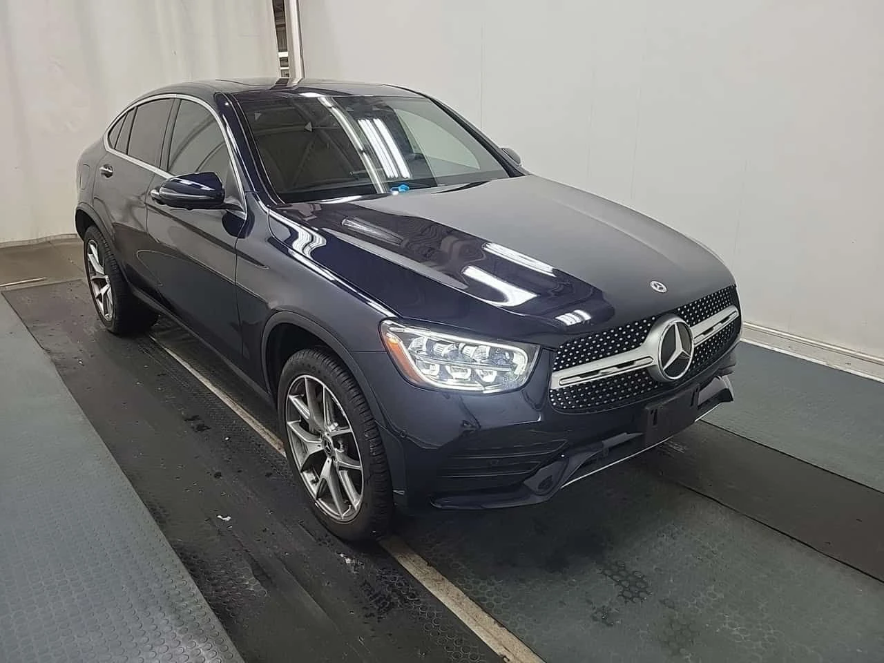 Mercedes-Benz GLC 300 COUPE * Един собственик * Без инциденти * 21k km *, снимка 4 - Автомобили и джипове - 55470739