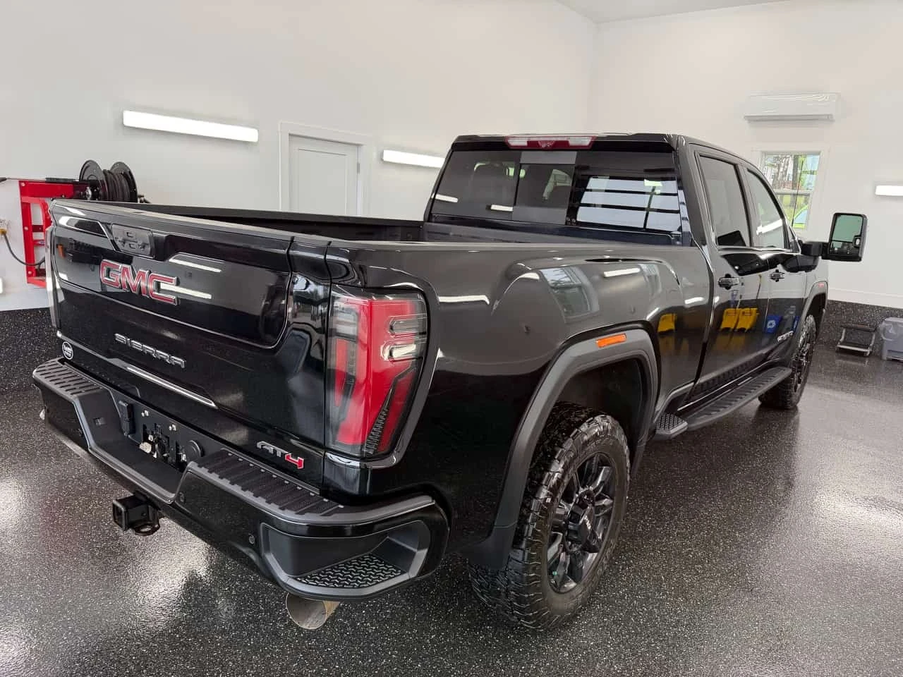 Gmc Sierra * AT4 * АВТОКРЕДИТ БЕЗ ПЪРВОНАЧАЛНА ВНОСКА* , снимка 3 - Автомобили и джипове - 55785400