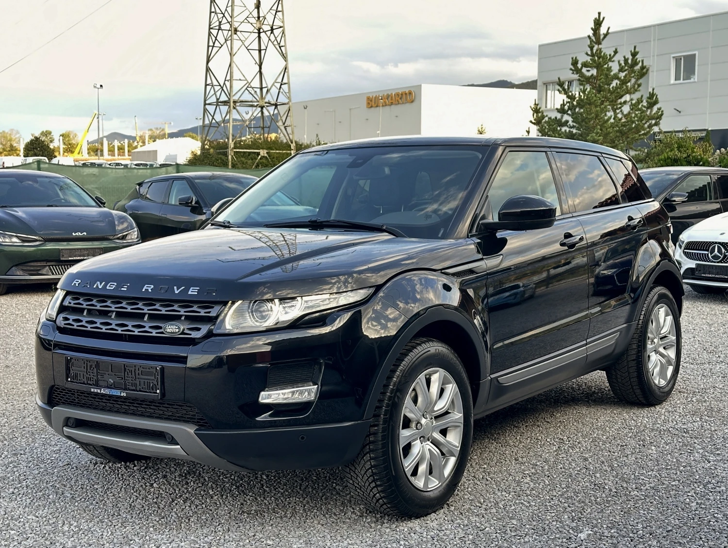 Land Rover Range Rover Evoque 2.0Si4 4x4 AT9 Кожа Подгрев Navi Panorama 