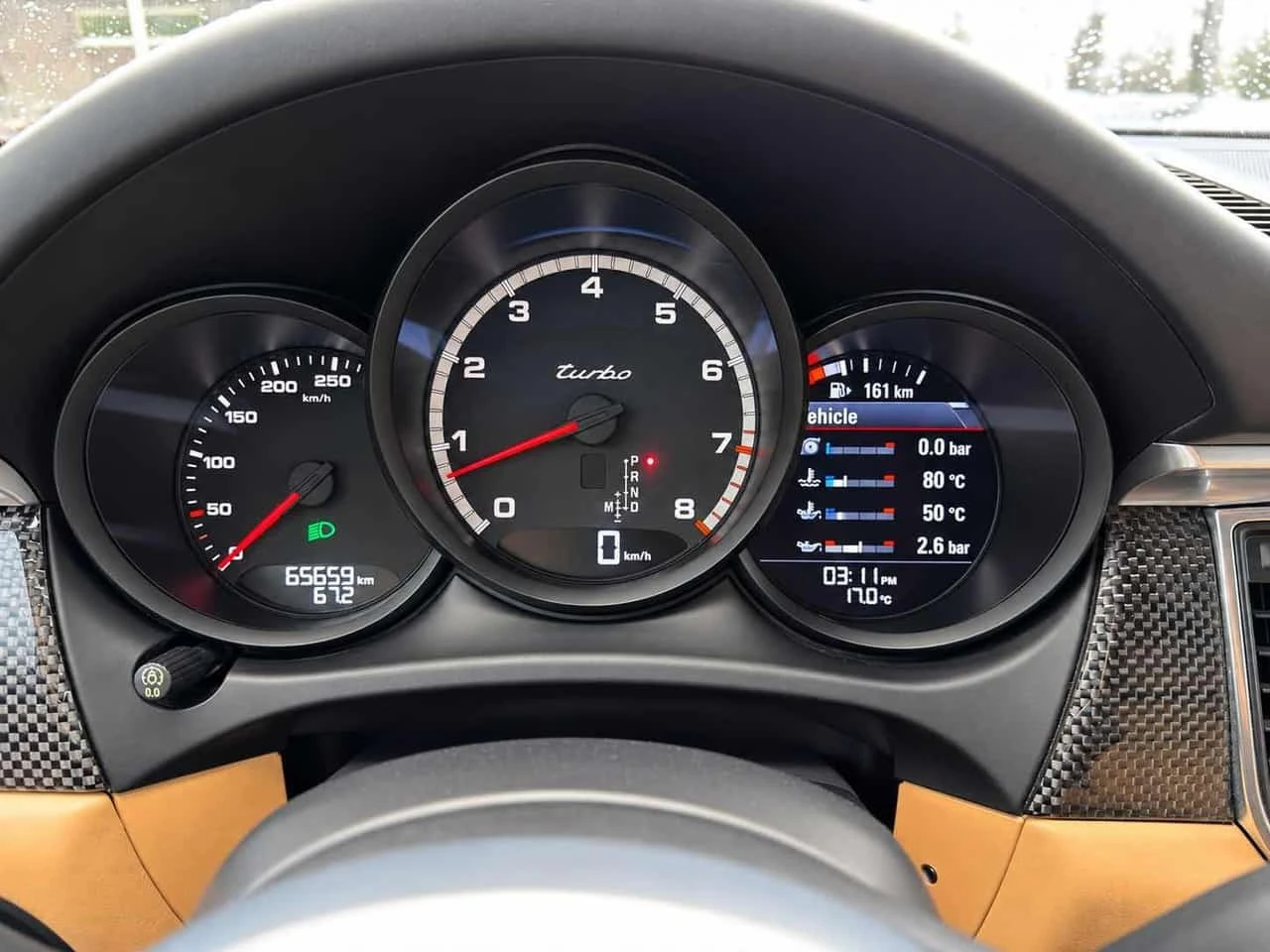 Porsche Macan * Turbo * ДВА КЛЮЧА * KEYLESS * , снимка 9 - Автомобили и джипове - 56426937