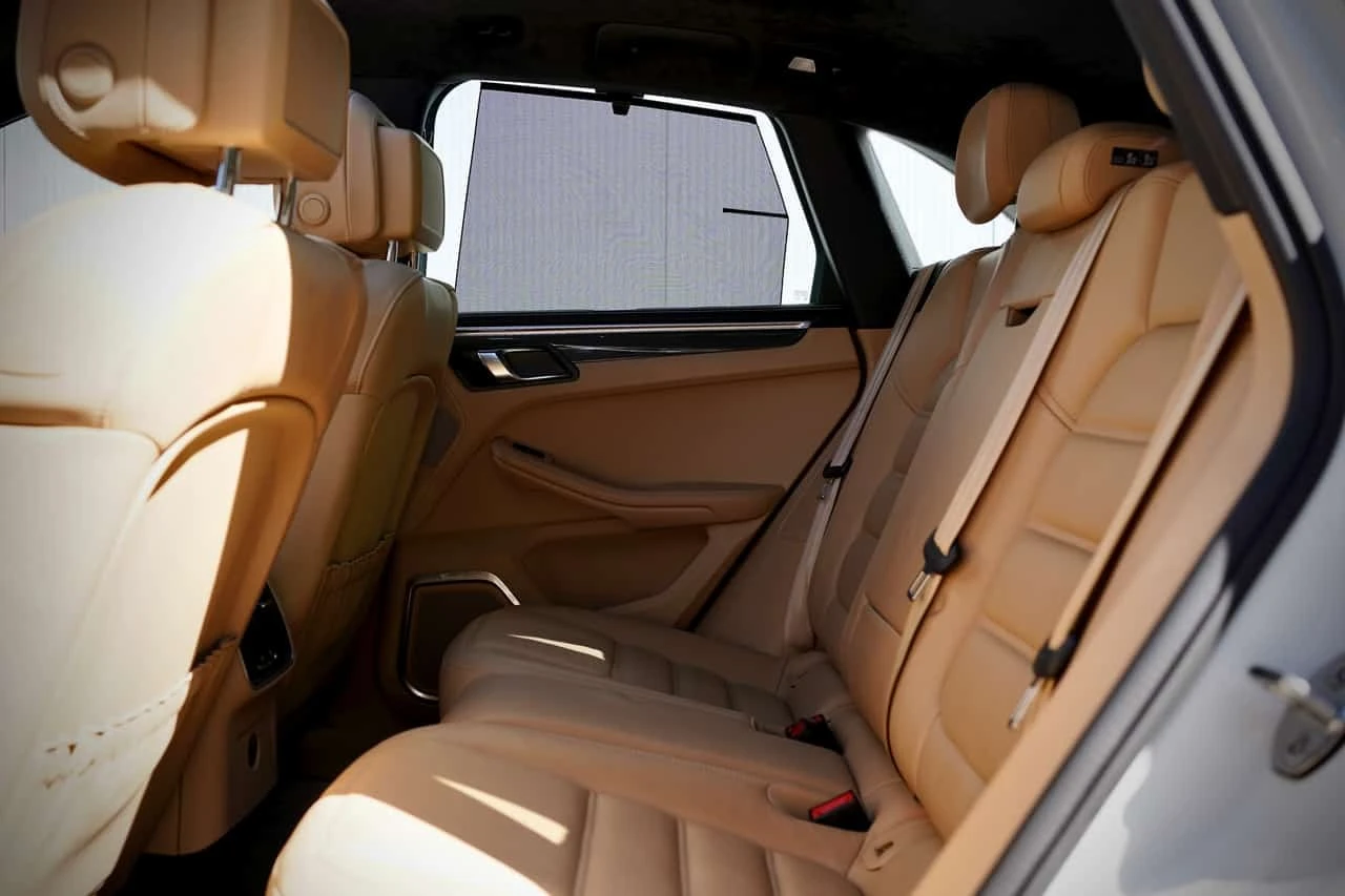 Porsche Macan * Turbo * ДВА КЛЮЧА * KEYLESS * , снимка 17 - Автомобили и джипове - 56426937