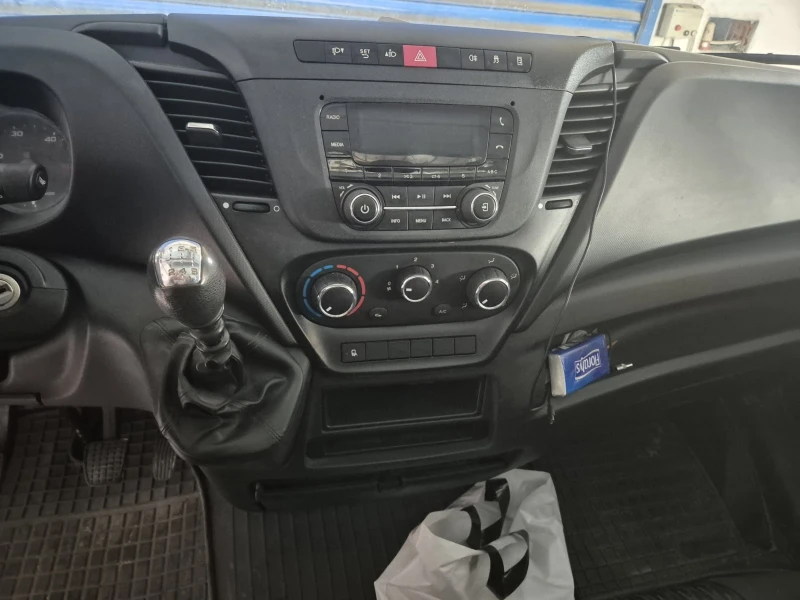 Iveco 3512 Самосвал, снимка 7 - Бусове и автобуси - 52123076