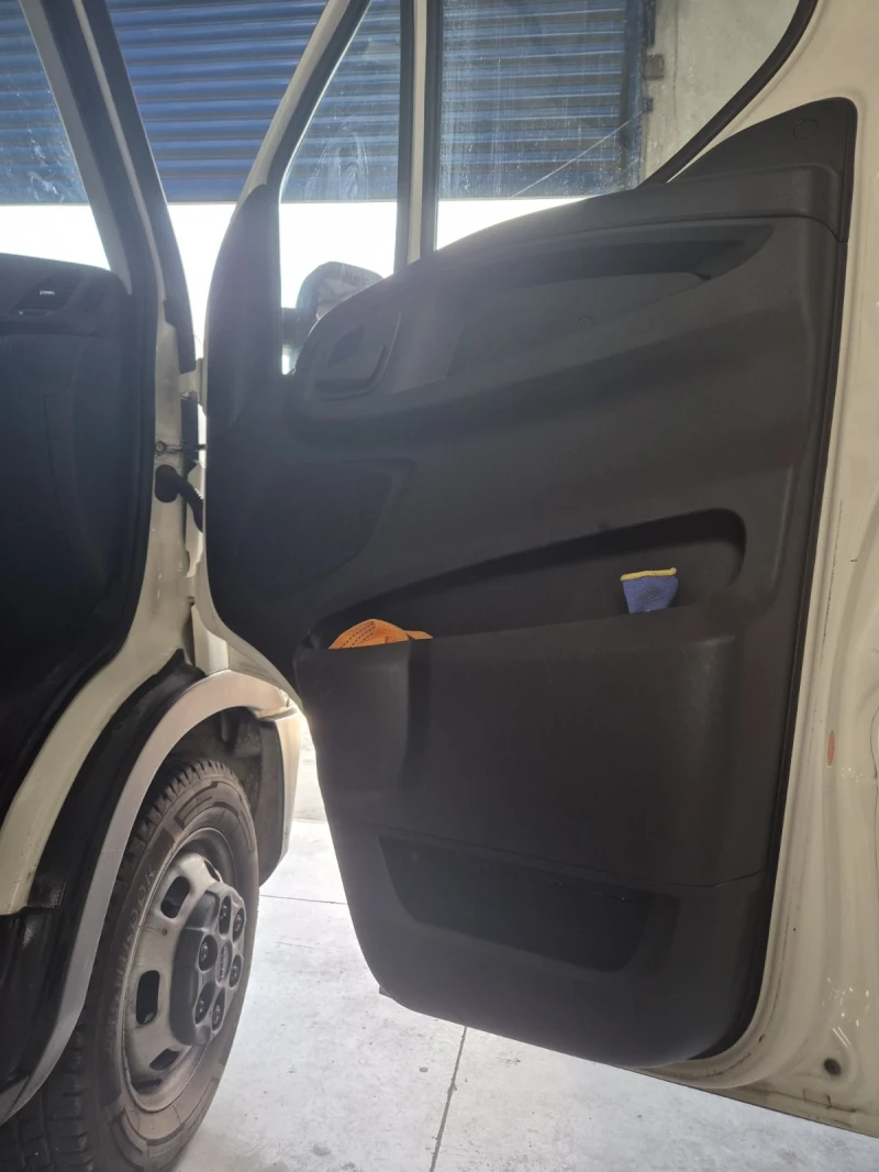 Iveco 3512 Самосвал, снимка 4 - Бусове и автобуси - 52123076