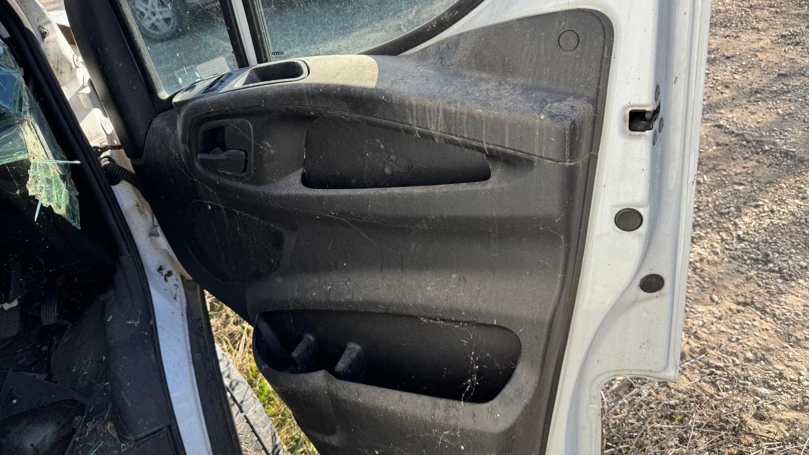 Iveco 35c13 | Mobile.bg   16