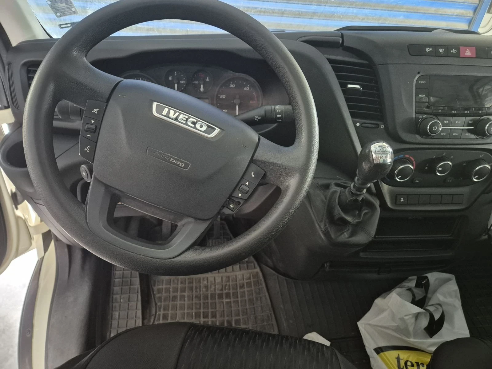 Iveco 3512  | Mobile.bg   13