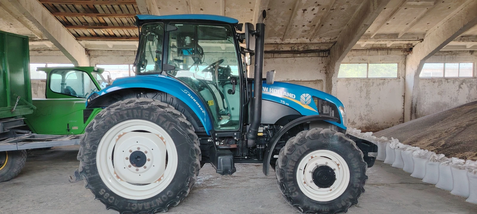 Трактор New Holland T5.95 - изображение 4