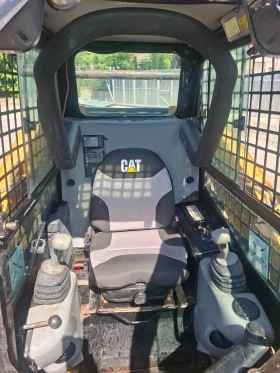    Cat 242B | Mobile.bg    6
