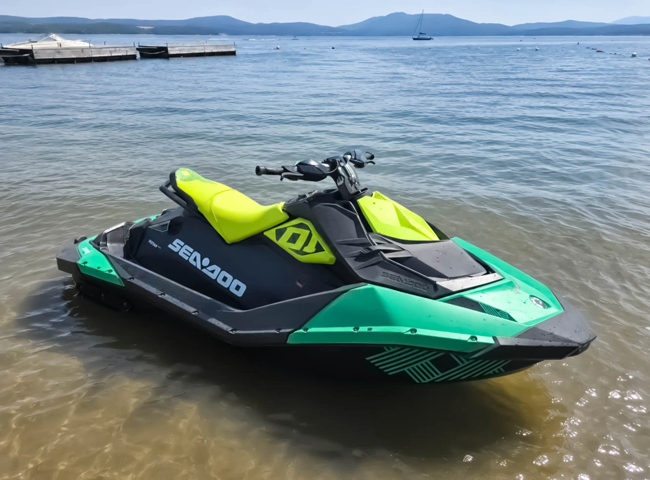 Джет Bombardier Sea Doo Spark Trixx
