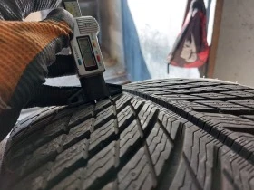 Гуми Зимни 275/45R20, снимка 4 - Гуми и джанти - 38428085