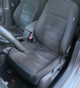 VW Golf 1.9 TDI* Sportline* Алкантара* 6-Скорости* , снимка 13
