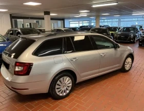 Skoda Octavia 1.6/TDI/DSG/FACELIFT NAVI CARPLAY 1СОБСТВЕНИК ТОП!, снимка 6