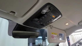 Kia Carnival 7-Seater Signature | 360 Camera | Distronic | , снимка 15