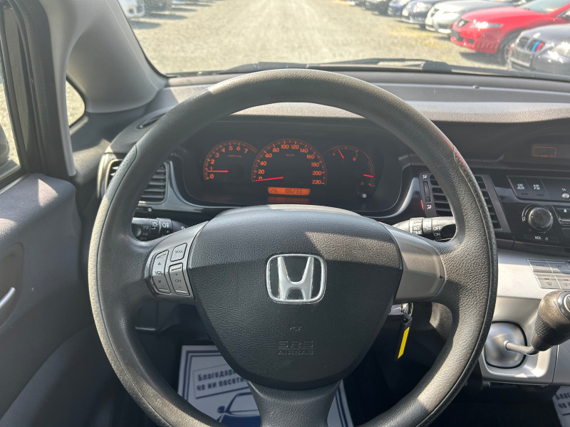Honda Fr-v 1.7i, снимка 10 - Автомобили и джипове - 46305700