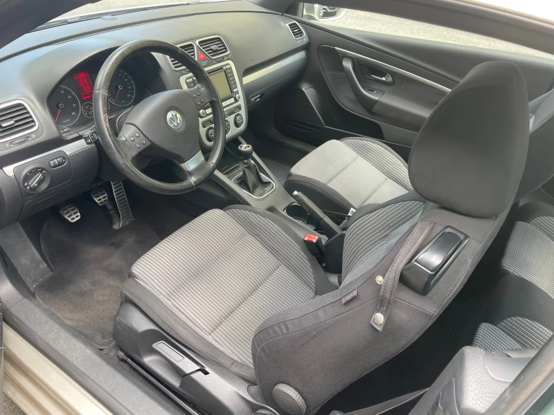 VW Eos 2.0 FSI, снимка 10 - Автомобили и джипове - 47406584