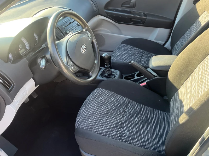 Kia Ceed Sport Wagon LX 1.6CRDI-90k.c /81000km./, снимка 9 - Автомобили и джипове - 47691119