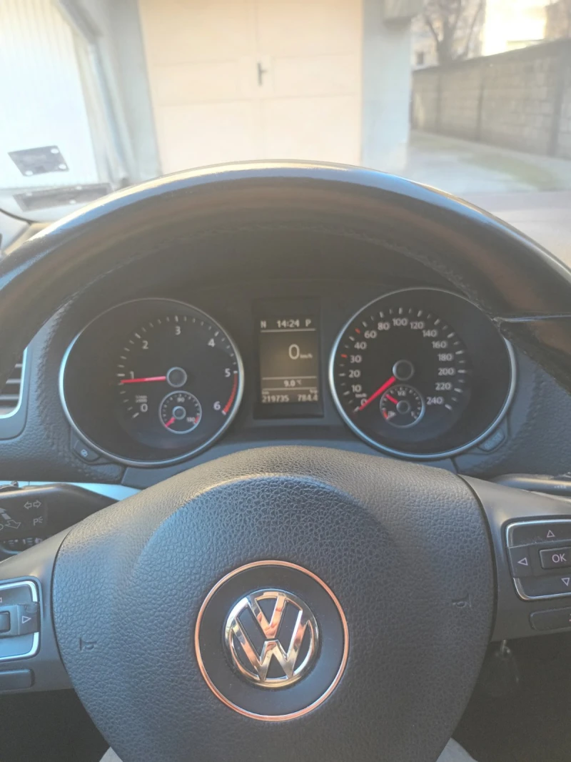 VW Golf, снимка 3 - Автомобили и джипове - 49403666