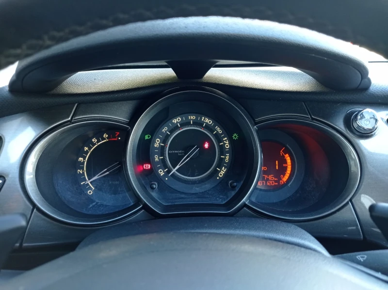 Citroen C3, снимка 10 - Автомобили и джипове - 52487478