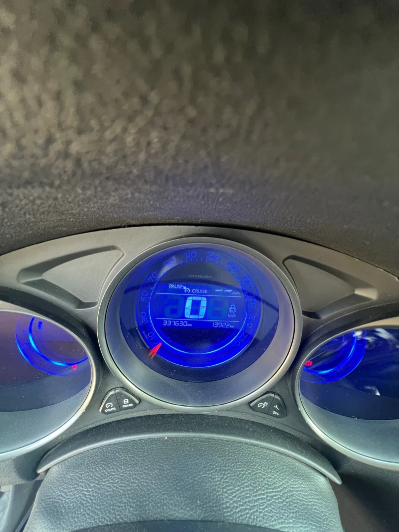 Citroen C4 1.6 HDI, снимка 12 - Автомобили и джипове - 52383489