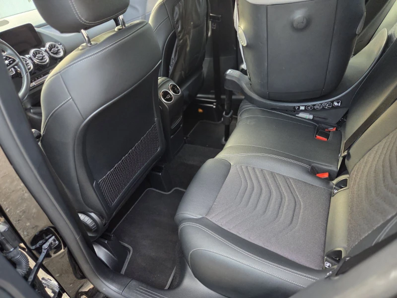 Mercedes-Benz CLA 250, снимка 9 - Автомобили и джипове - 52846339