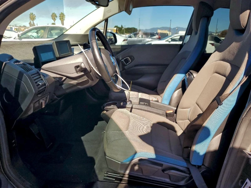 BMW i3 BEV, снимка 7 - Автомобили и джипове - 53043463